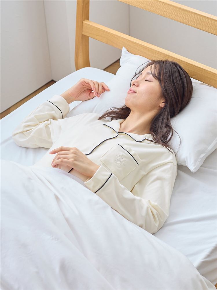 リラックス快眠ウェア]ロゴ刺繍前開きパジャマ: ルームウェア(部屋着