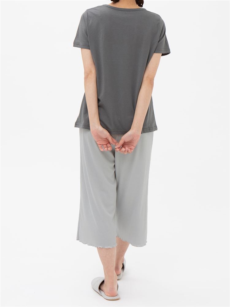 チュチュアンナのねこワンポイント天竺パジャマ(半袖×7分丈パンツ)|221743