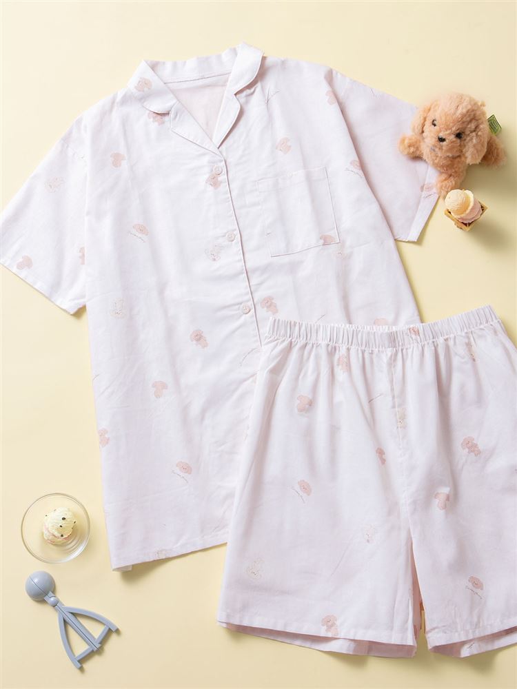チュチュアンナの[ゆったり設計パジャマ]綿100％トイプードル柄前開き布帛パジャマ(半袖×ショートパンツ)|321733