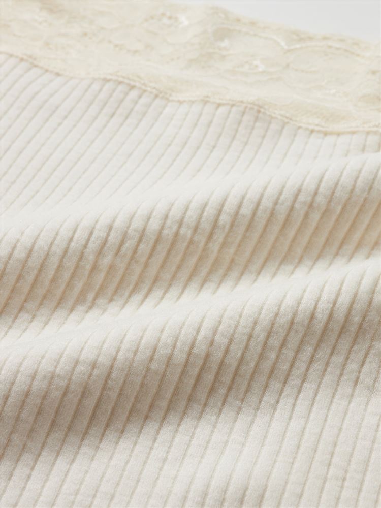 チュチュアンナの[まるで毛布！のような暖かさ]リブレーススクエアネック8分袖(厚手)|230545