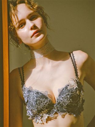 ��