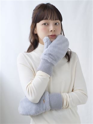 ワンポイントプレート付きふわふわミトン手袋|