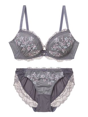 [�^���̃u��]���[�X�A�b�v�u�[�P�u��&�V���[�c�Z�b�g�b���C���[����̃u�����V���[�c�Z�b�g