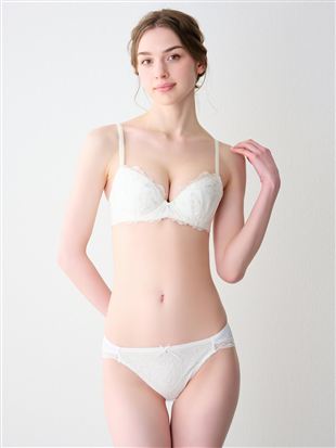 [�i���̃u��]�v���}�t���b�Z�u��&�V���[�c�Z�b�g�b���C���[����̃u�����V���[�c�Z�b�g