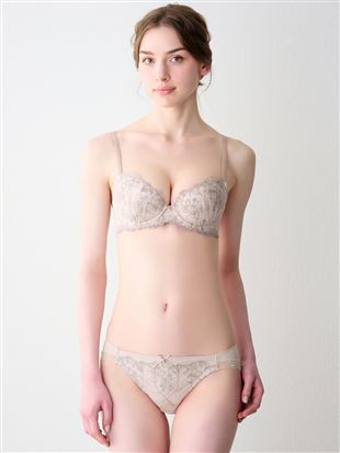 [�i���̃u��]�v���}�t���b�Z�u��&�V���[�c�Z�b�g�b���C���[����̃u�����V���[�c�Z�b�g