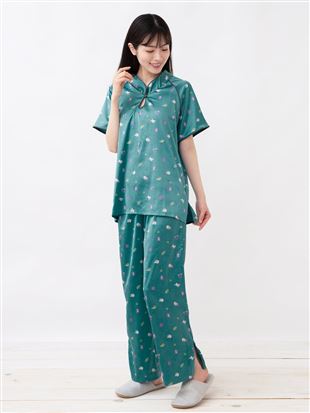 [ゆったり設計パジャマ]チャイナ風トラ柄サテンパジャマ(半袖×長ズボン)｜パジャマ