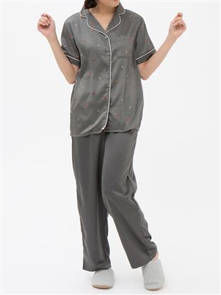 チュチュアンナのチェリー柄サテンパジャマ(半袖×長ズボン)|221711